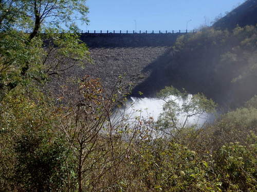 Passing by a dam or hydro electrical overflow on Embalse (Reservoir) Campo Alegre.